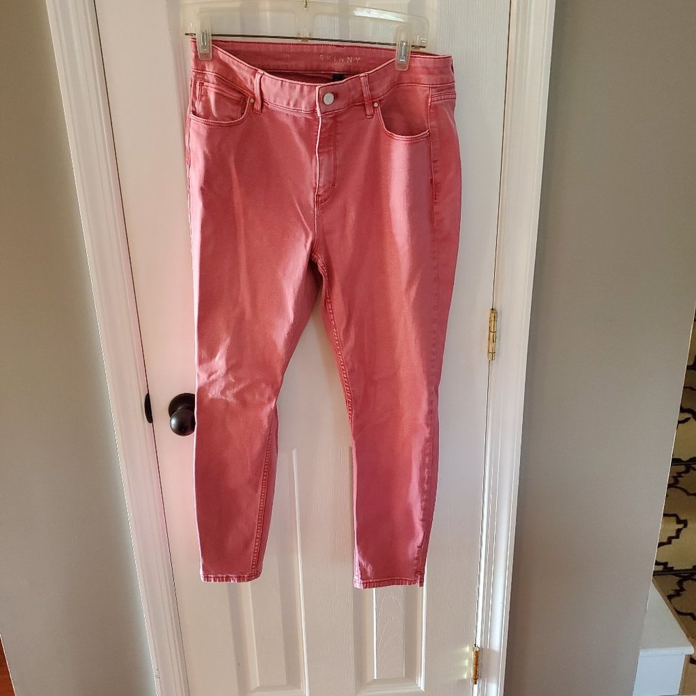 White House Black Market Ankle Pant
